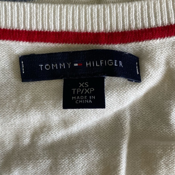 Tommy Hilfiger White Pink Blue Striped V-neck Sweater - Picture 3 of 4